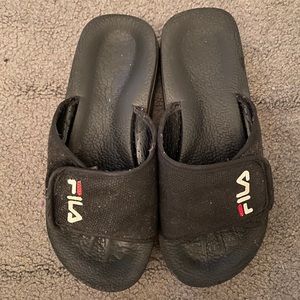 Fila Slides